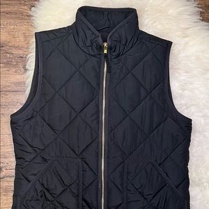 j crew mercantile black puffer vest black size Medium NWOT